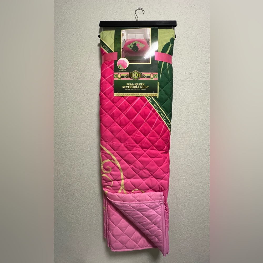 Universal Studios Wicked Reversible Quilt Blanket Full Queen Glinda Elphaba